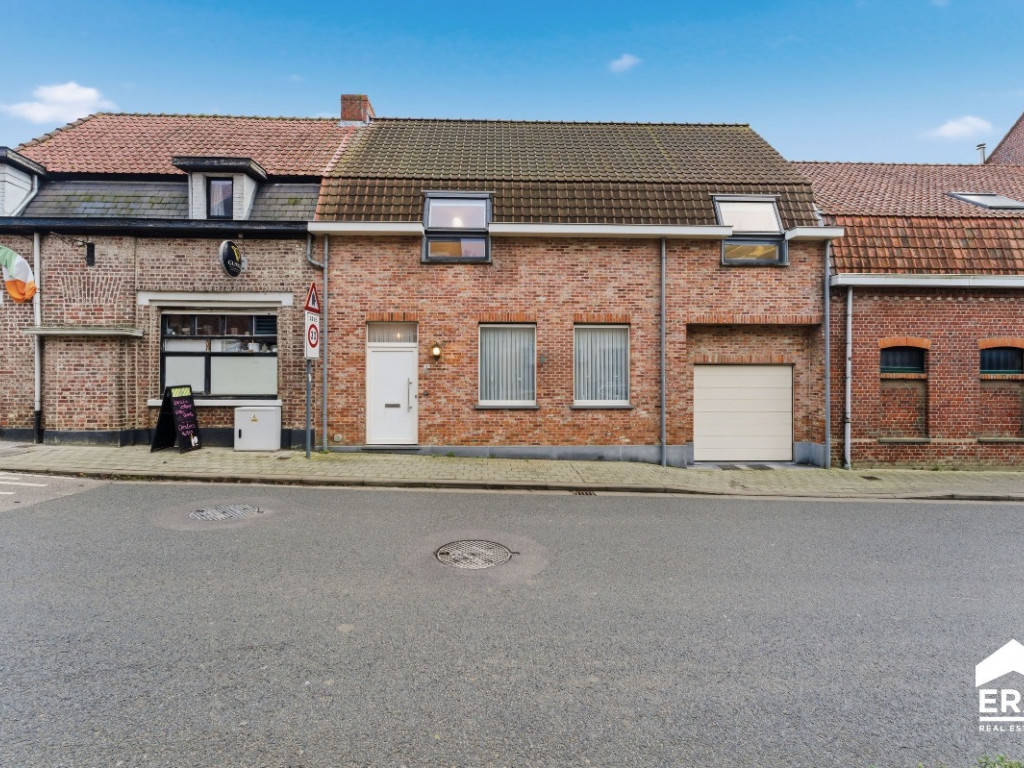 Dikkebusstraat - 137 - - 8958