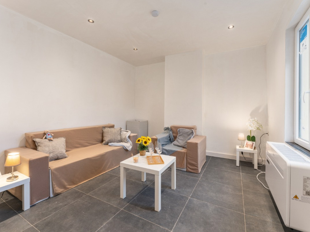 Deken de Bostraat - 10 - - 8791