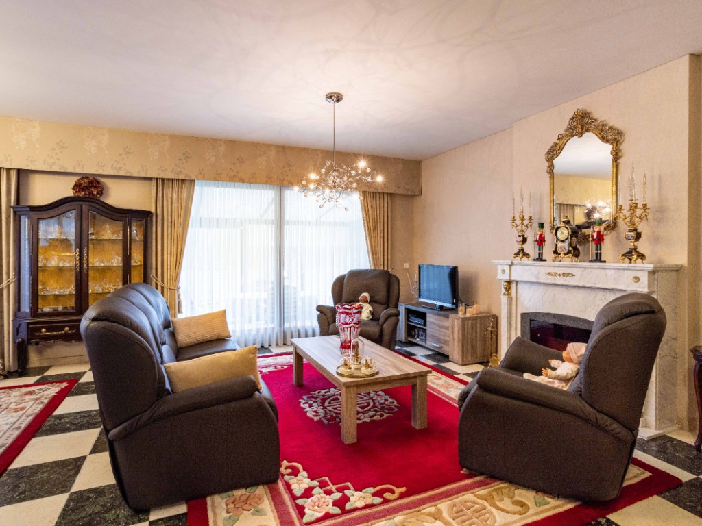 Elzenlaan - 11 - - 8500