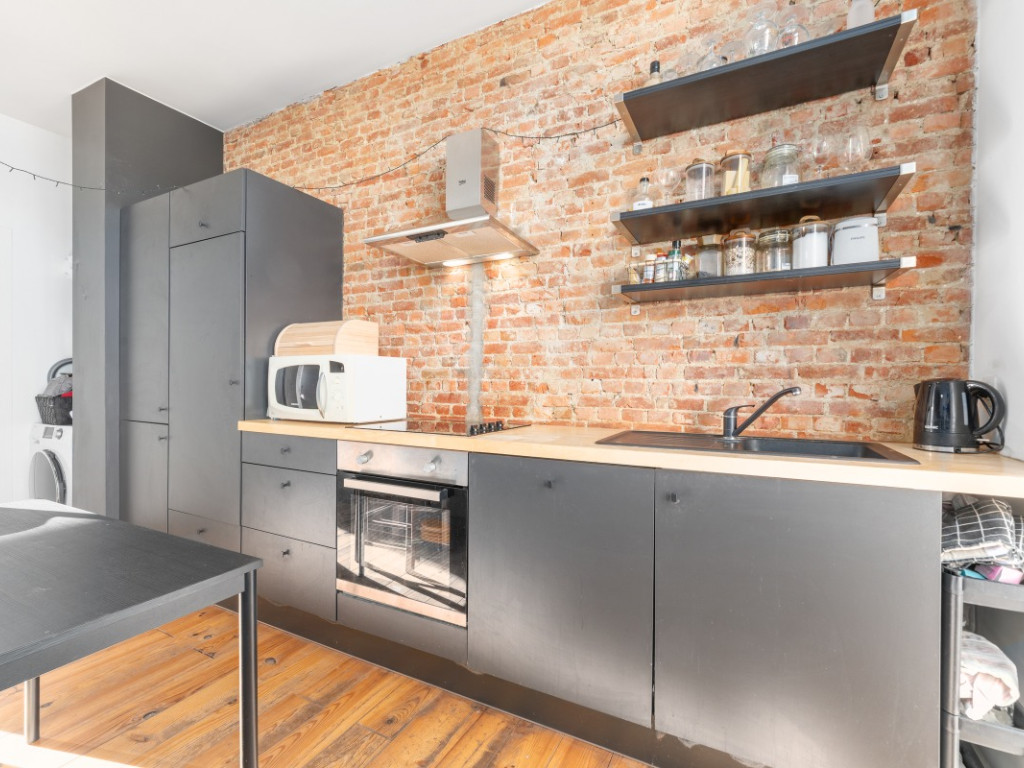 Vlagstraat - 82 - 201 - 2060