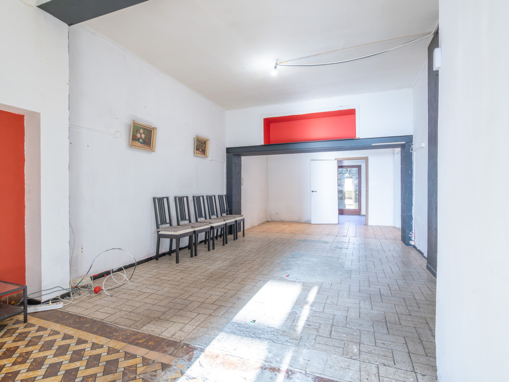 Place de la Foire - 7 - - 6840