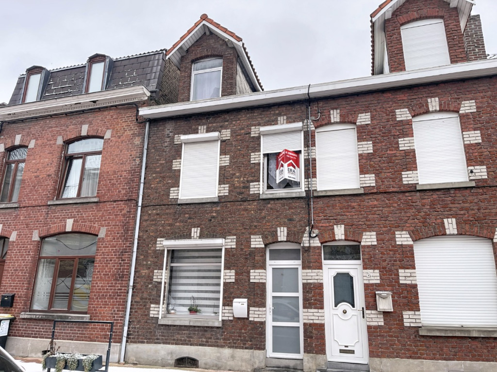 Rue de la Gendarmerie - 19 - - 7380