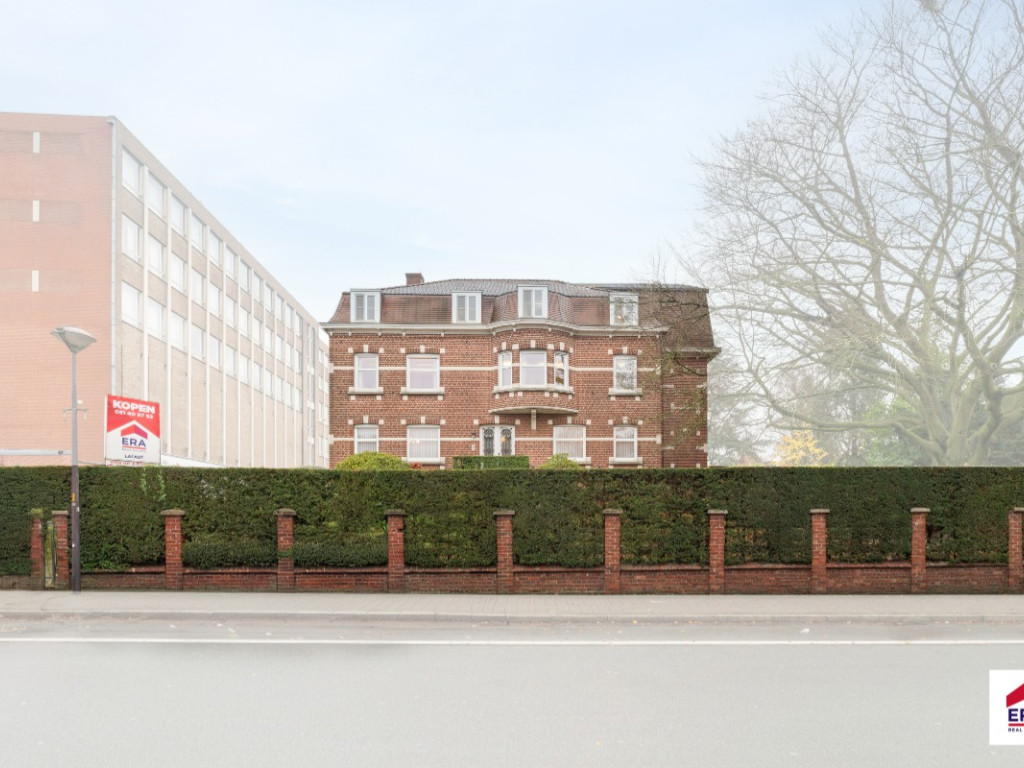 Stationsstraat - 40 - - 530/00W2 en 530/00X2 - 8700