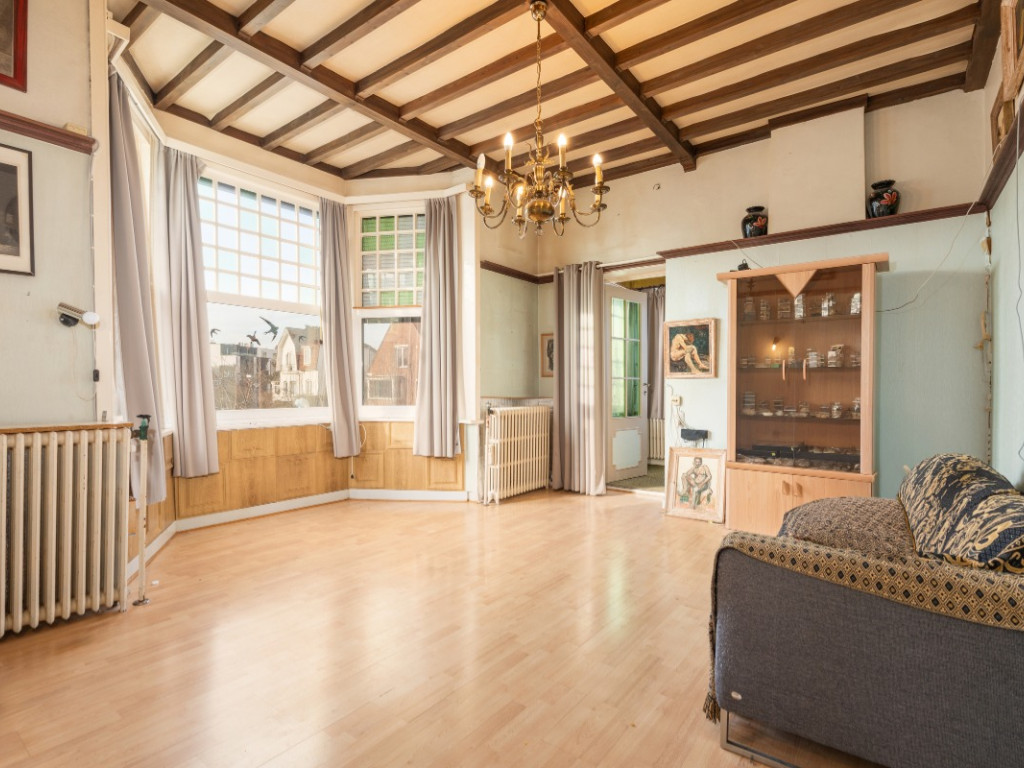 Pierre Sorellaan - 48 - - 8670