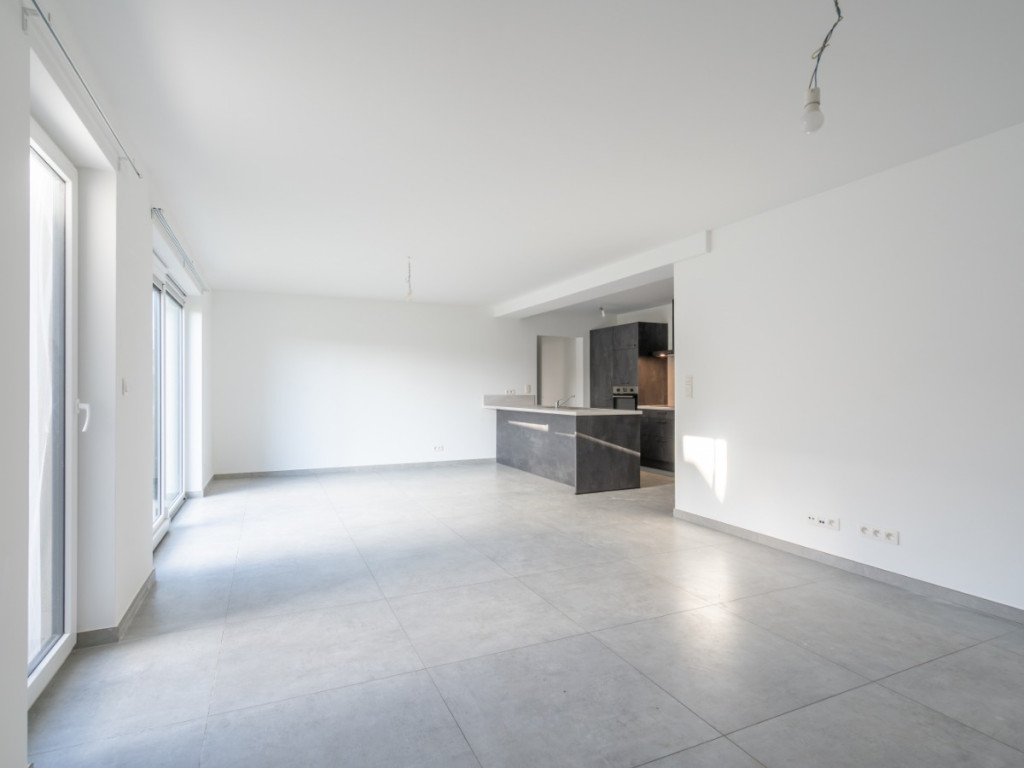 Wellerwee - 82 - A - 6717