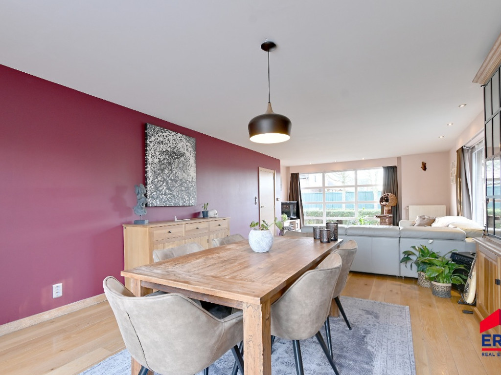 Veldbiesstraat - 17 - - 9900