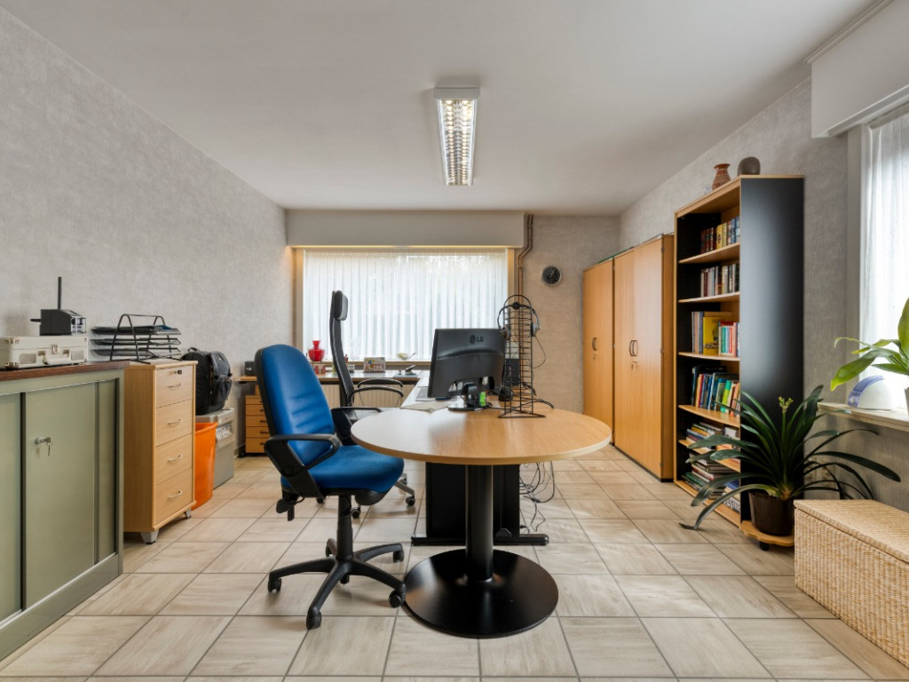 Steenovenstraat - 16 - - 8490