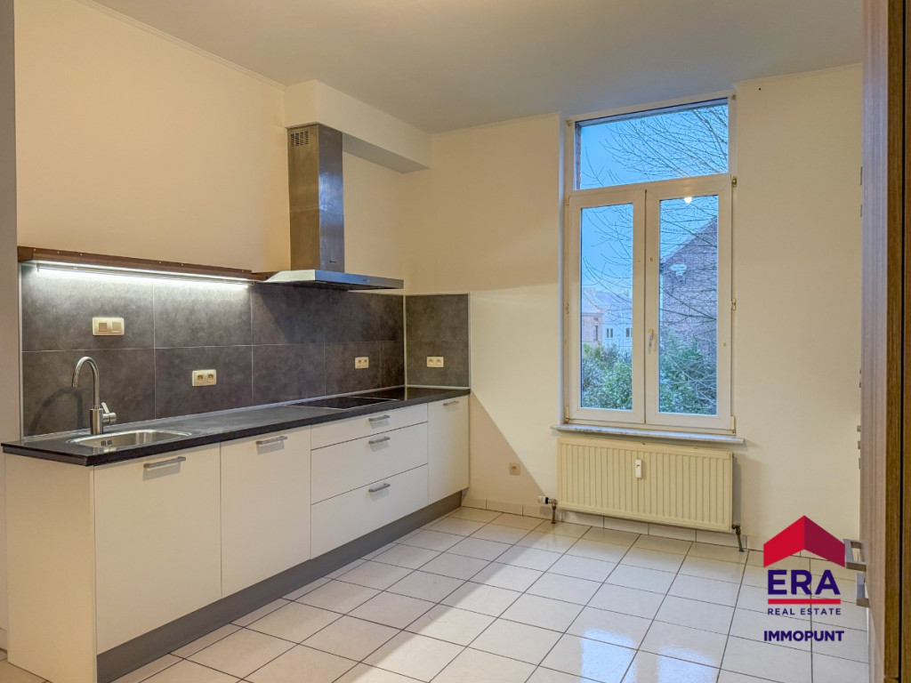 Prins Leopoldplaats - 4 - 1 - 3440