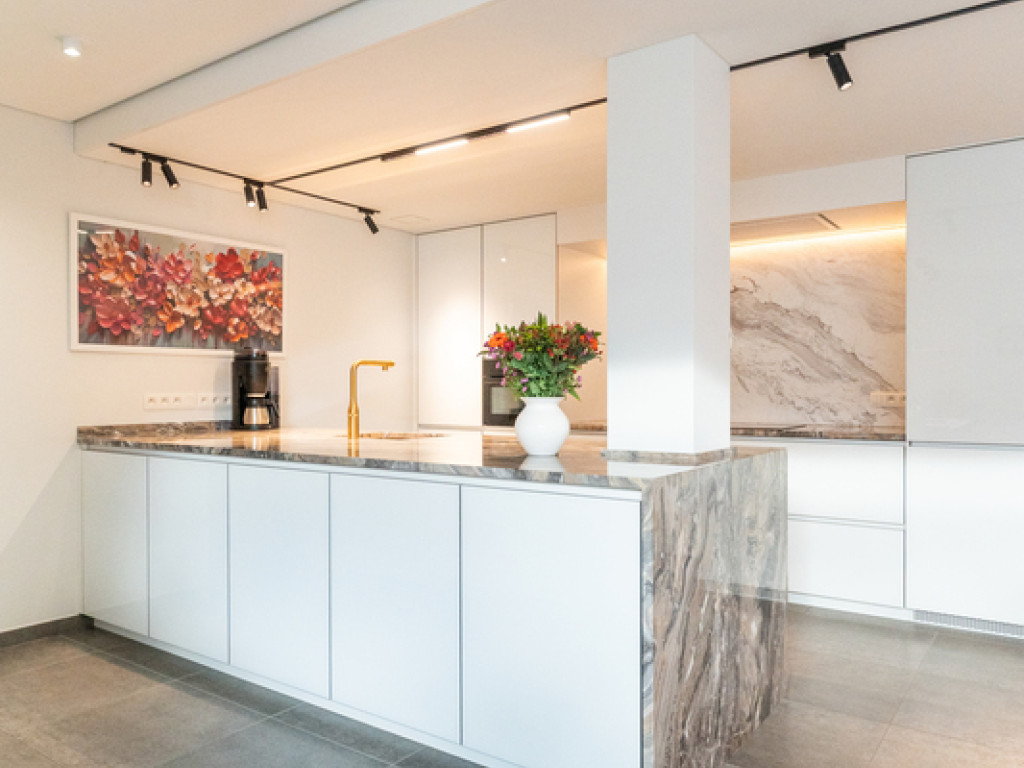 Roger Vansteenbruggestraat - 105 - 1 - 8790