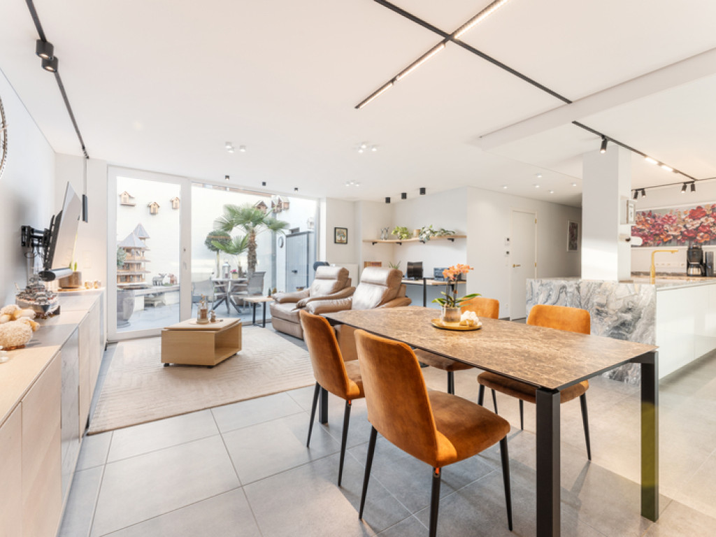 Roger Vansteenbruggestraat - 105 - 1 - 8790