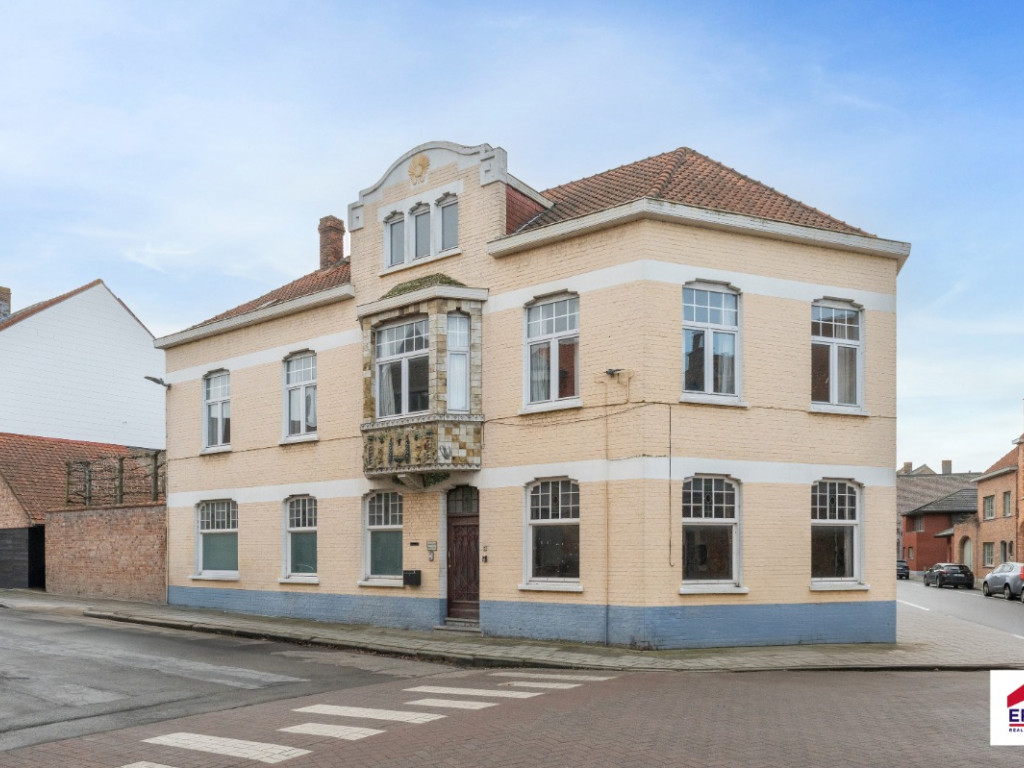 Veldmaarschalk Fochstraat - 7 - - 8000