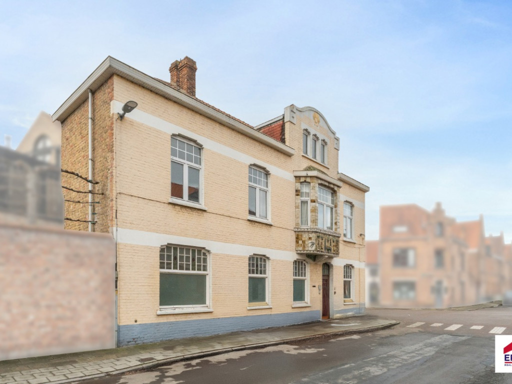 Veldmaarschalk Fochstraat - 7 - - 8000