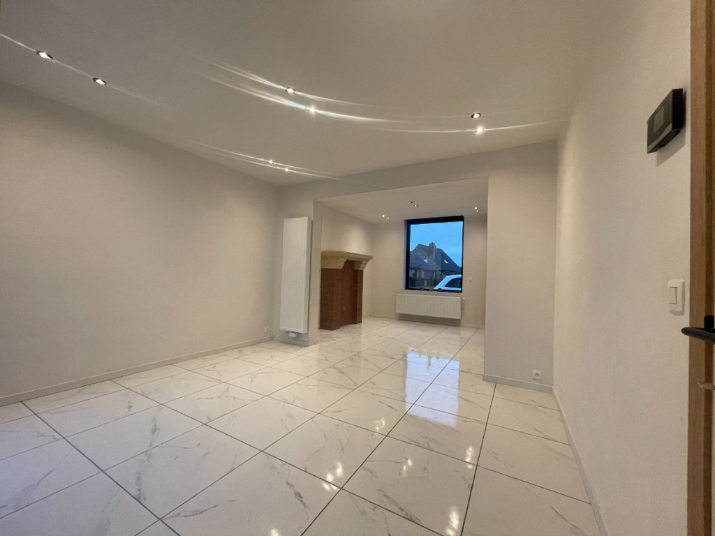 Hoogstraat - 102 - - 8531