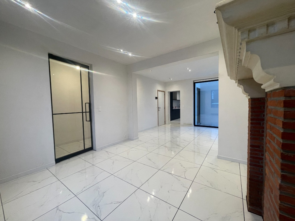 Hoogstraat - 102 - - 8531