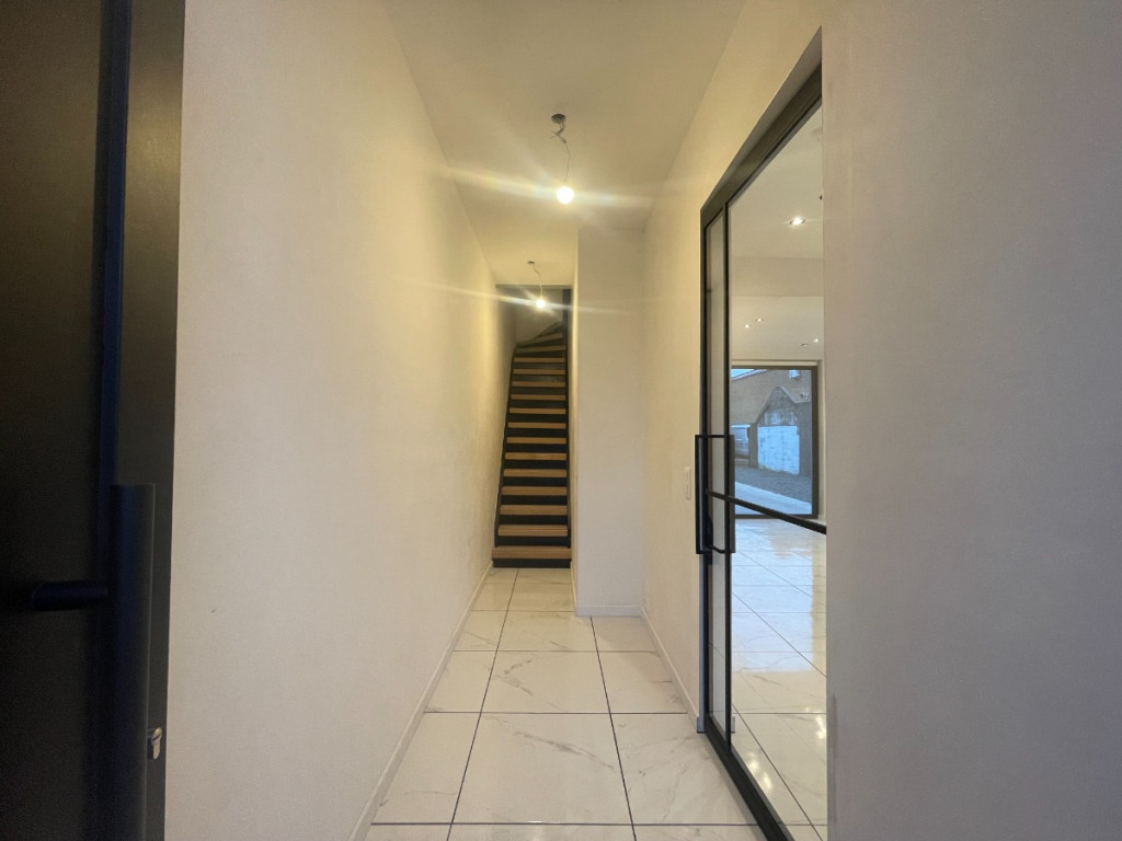 Hoogstraat - 102 - - 8531