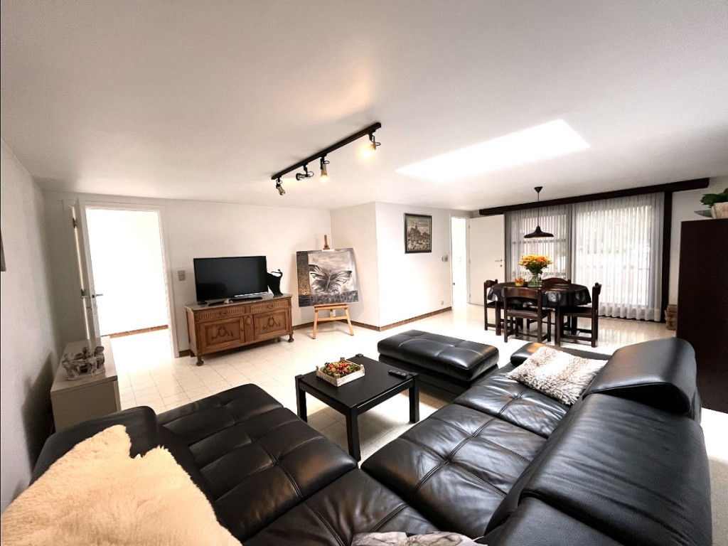 Oude Tramweg - 76 - - 8560