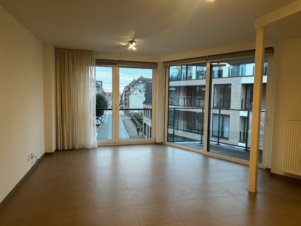 Zuidstraat - 86 - 0202 - 8630