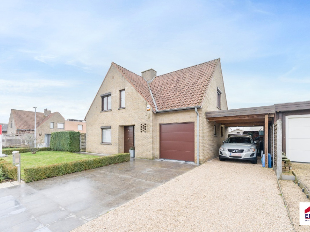 Pieter Simonsstraat - 14 - - 8700