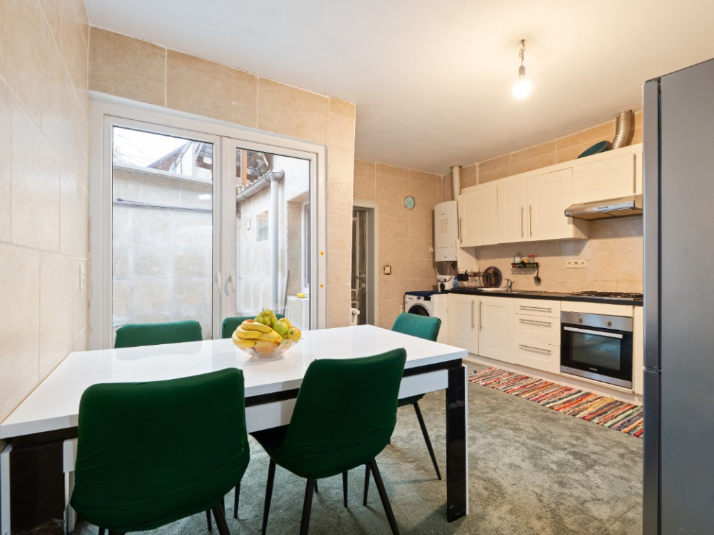 Ledebaan - 3 - - 9300