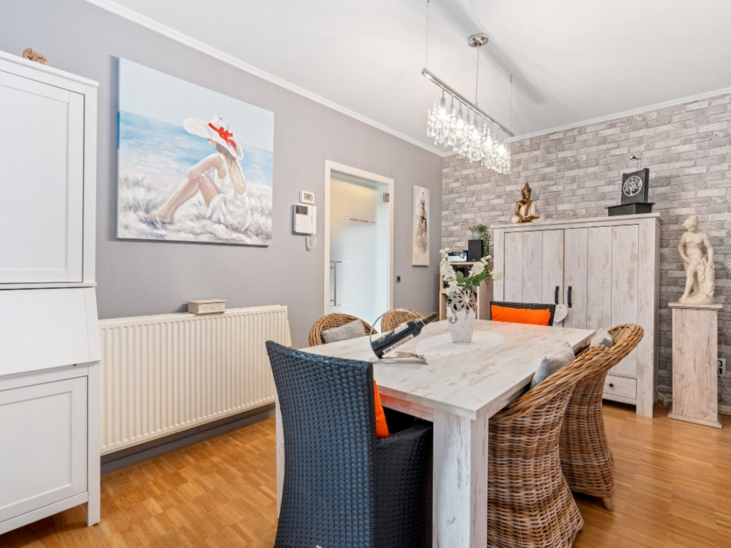 Kerkstraat - 28 - F - 9220