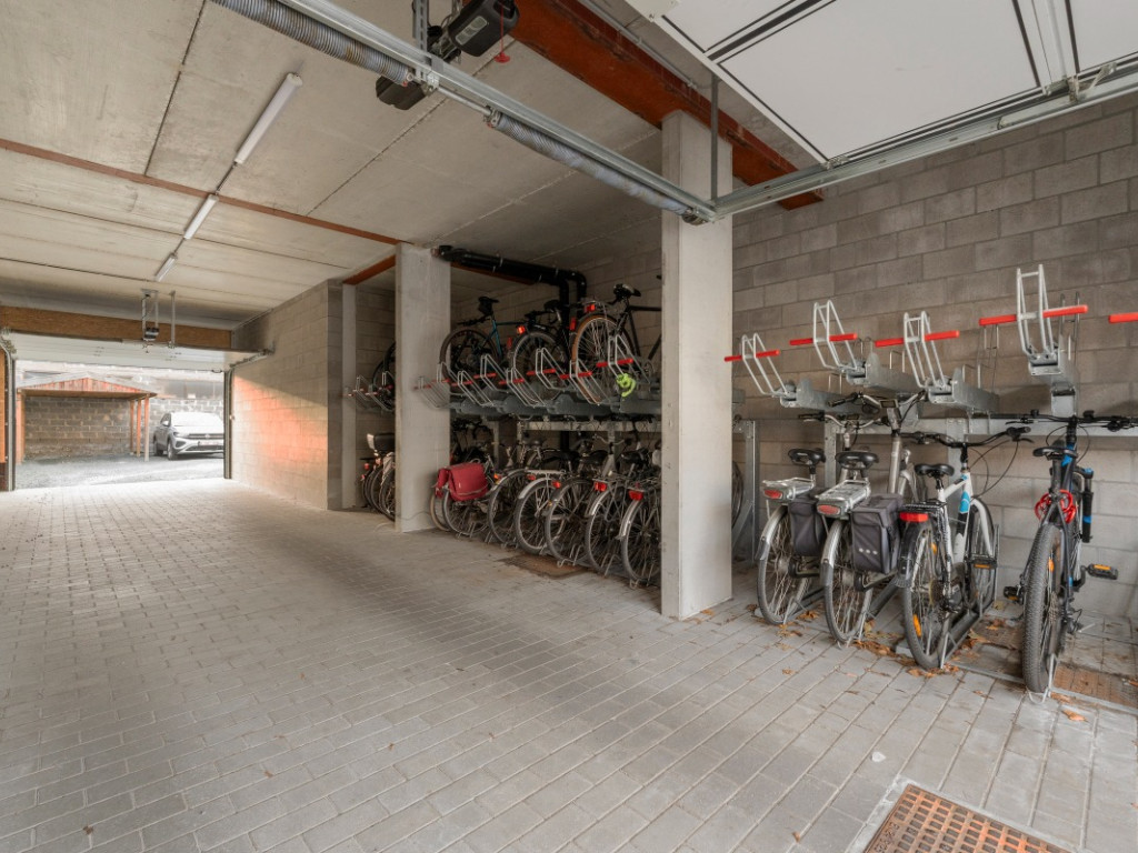 Heirbaan - 98 - GARAGE 4 - 9200