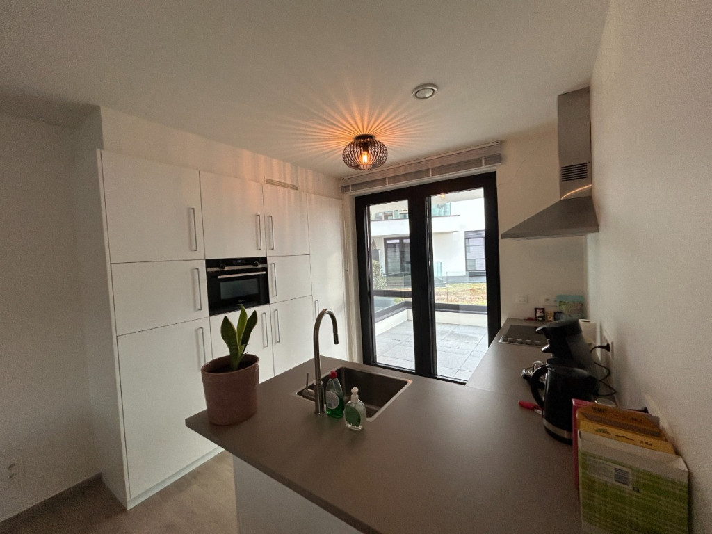 Leopoldlaan - 28 - bus 1 - 3900