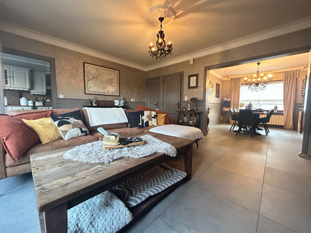 Gullegemsestraat - 71 - - 8880