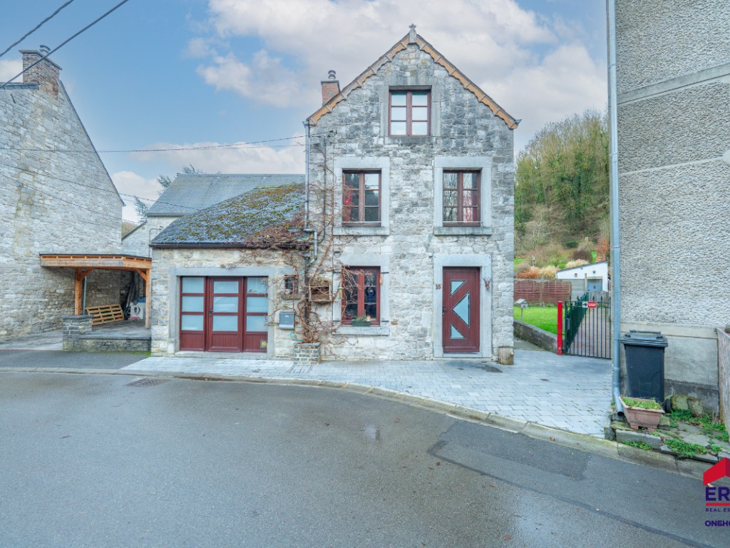 Rue du Samson - 15 - - 5300