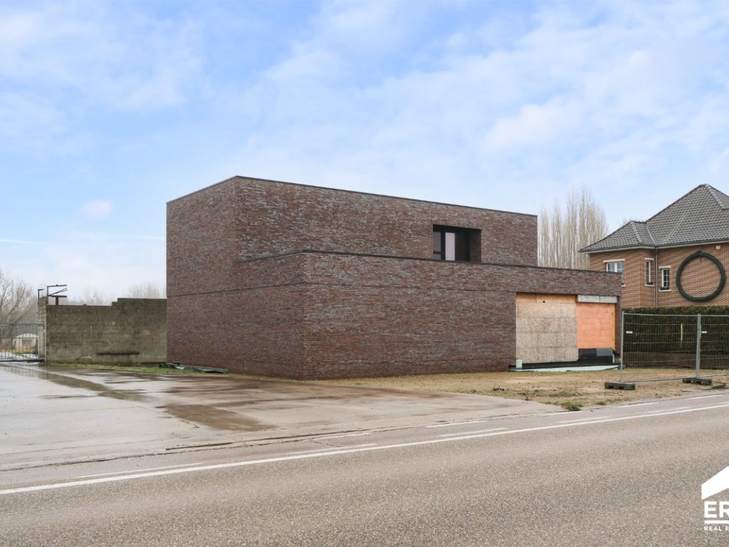 Tipstraat - 107 - - 55M2 P0000 - 3740