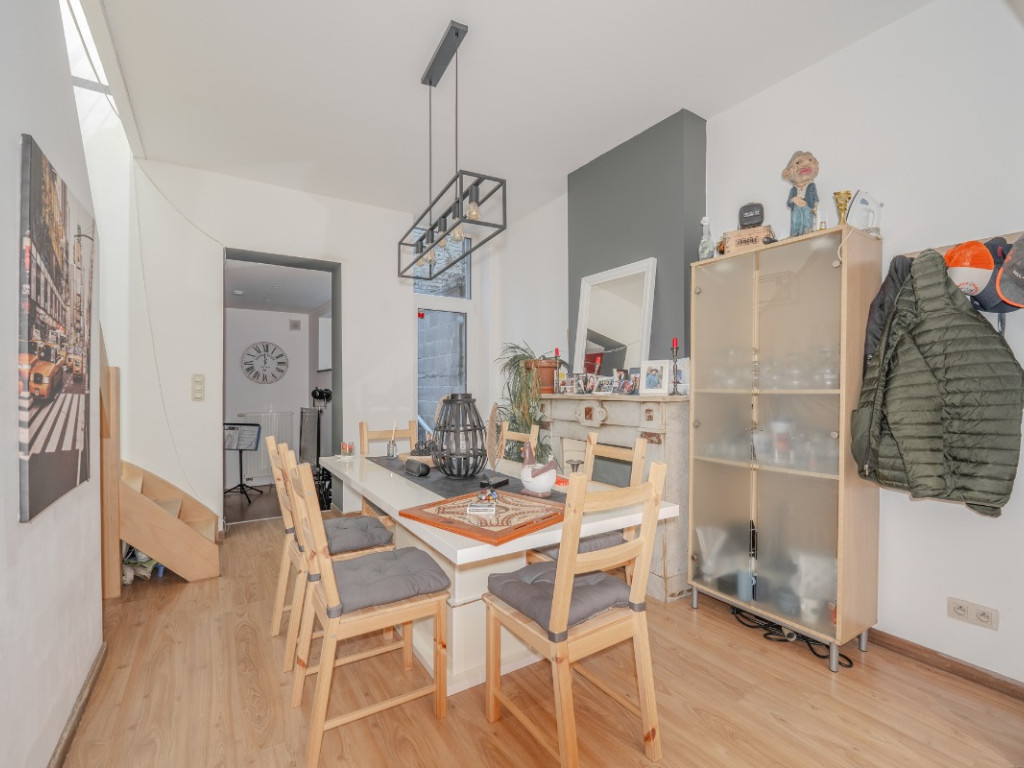 Rue du Coq - 89 - - 4000