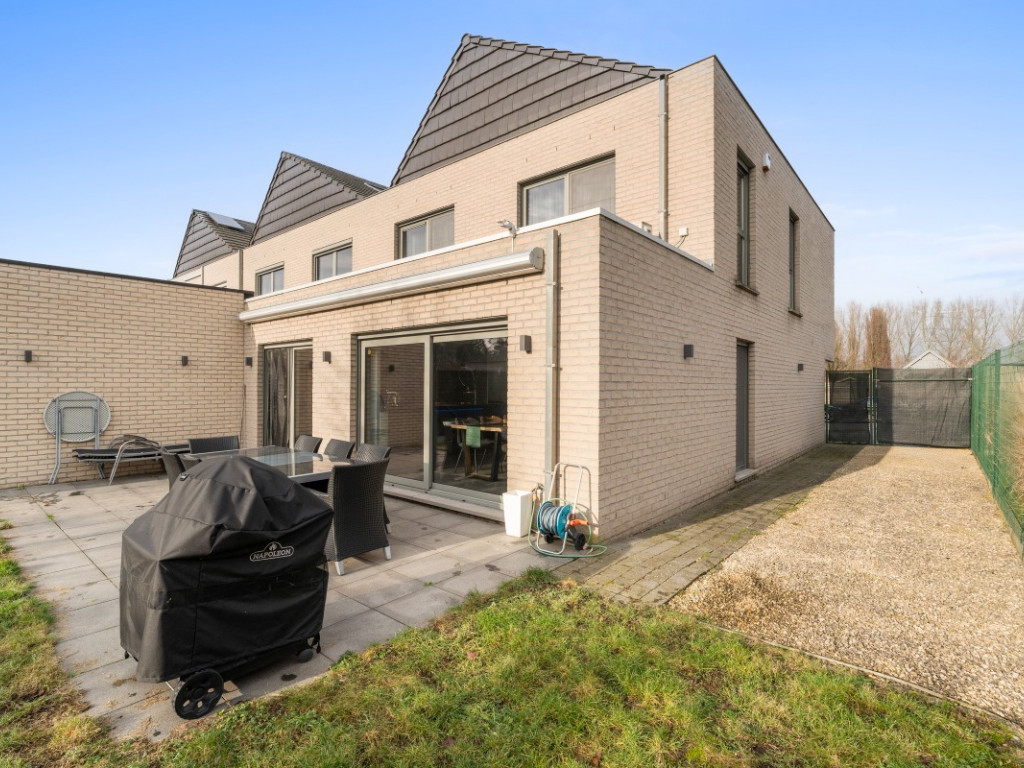 Sint-Ignatiusstraat - 15 - - 9120