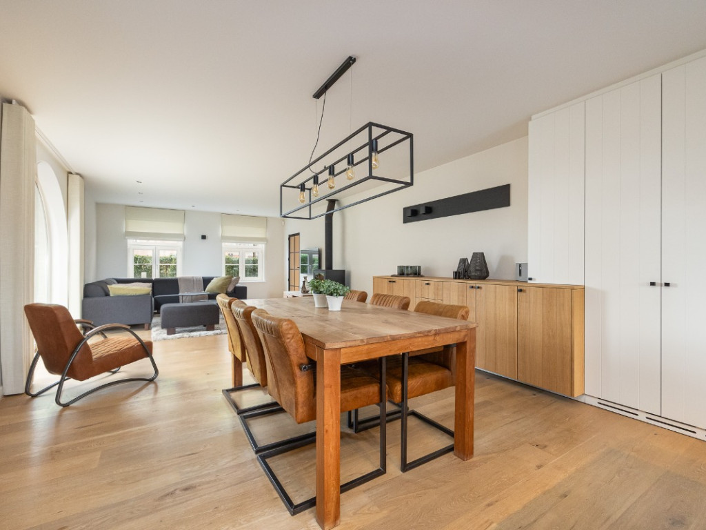 Moerstraat - 68e - - 2320