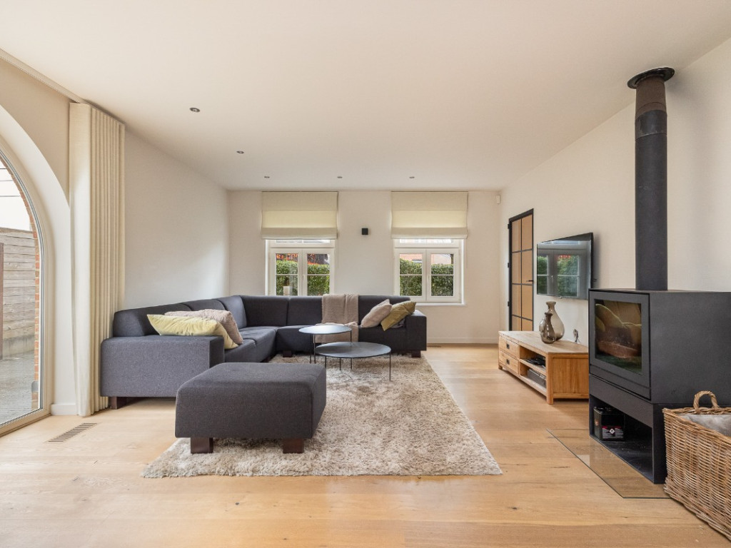 Moerstraat - 68e - - 2320