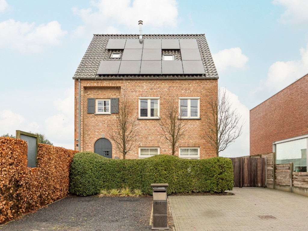 Moerstraat - 68e - - 2320