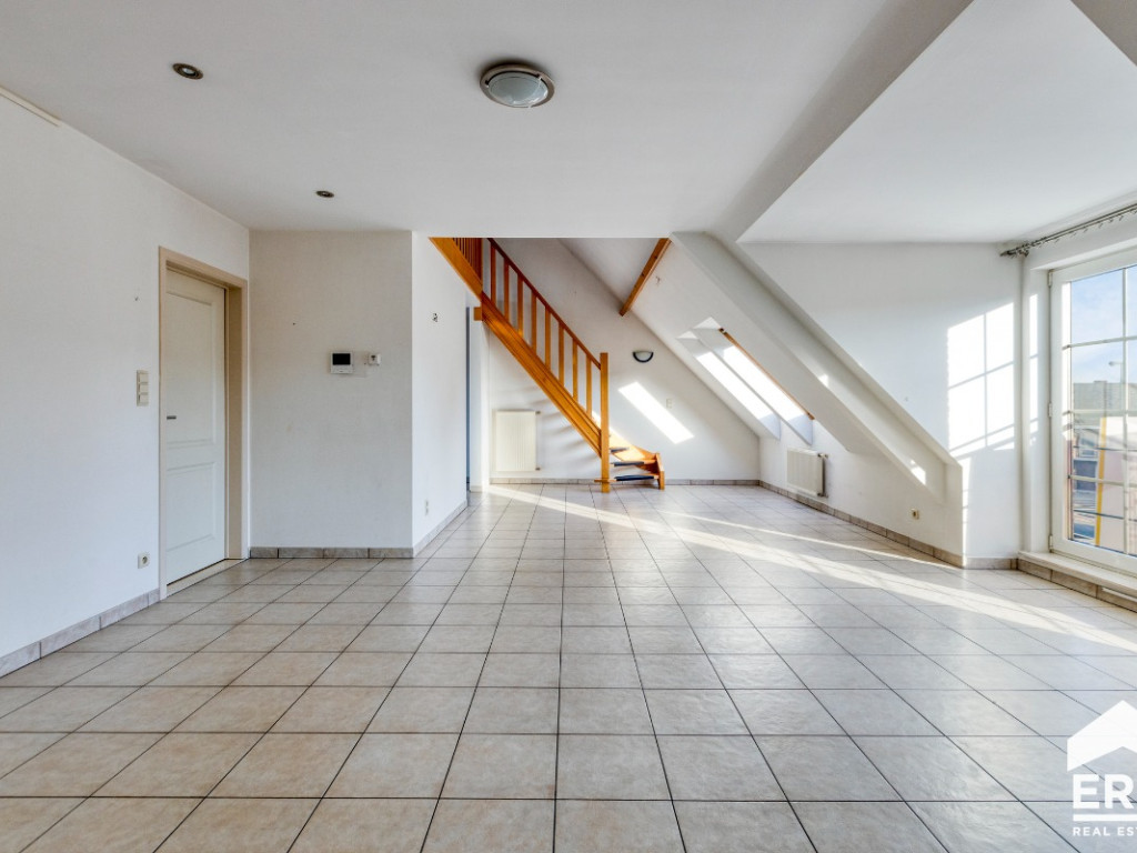 Dorpsstraat - 198 - bus 6 - 3900