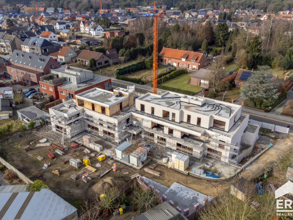 Ginderbuiten - 220 - - 003 - 2400