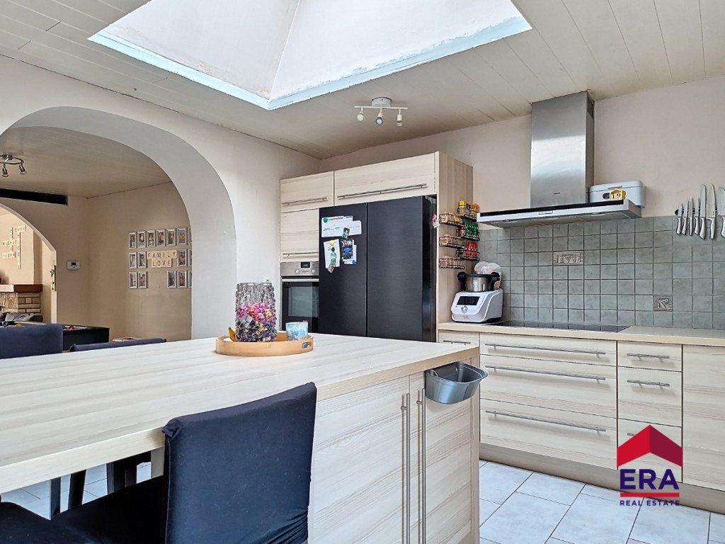 Rue du Rivage - 126 - - 5300