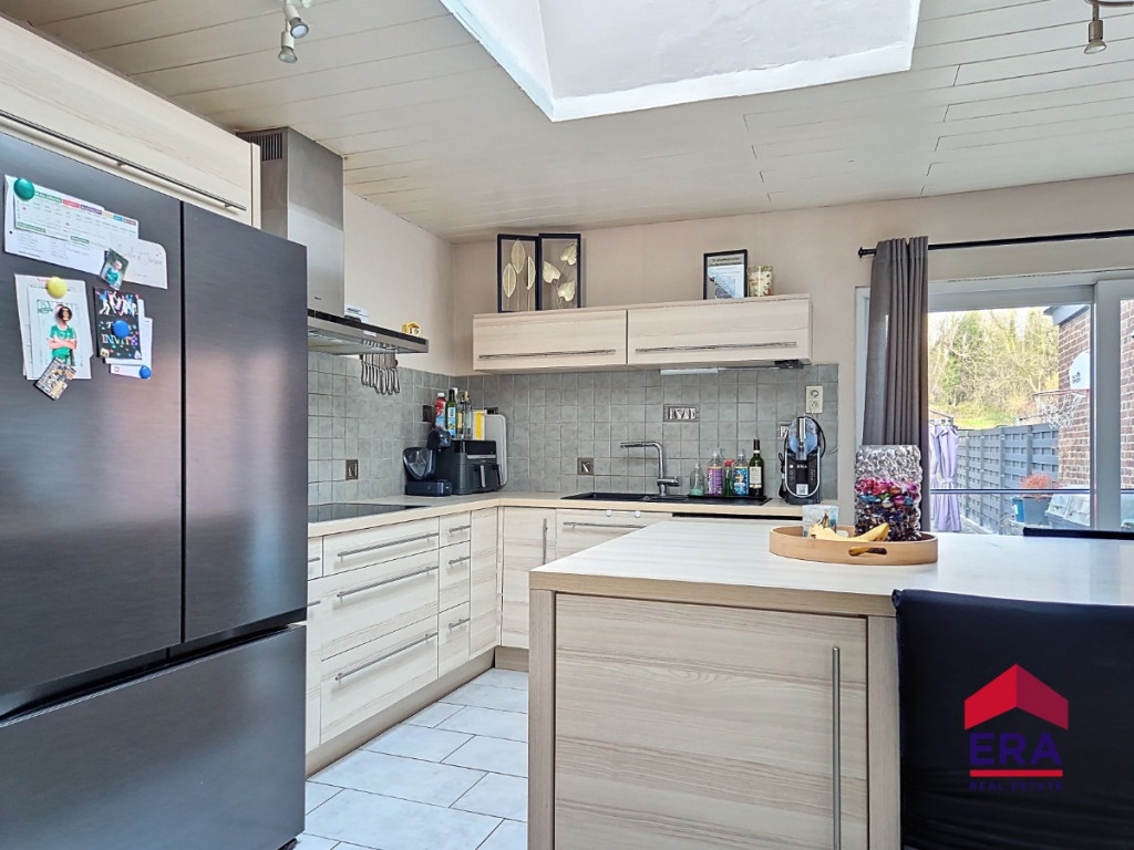 Rue du Rivage - 126 - - 5300