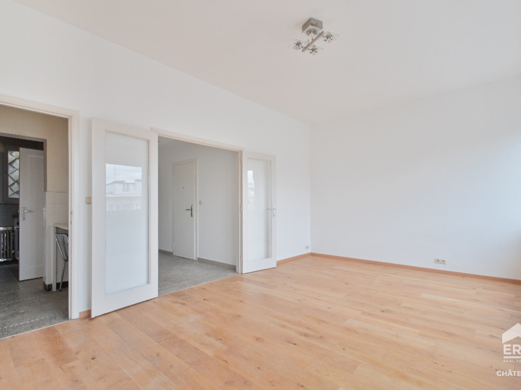 Avenue Général Médecin Derache - 94 - 10 - 1050