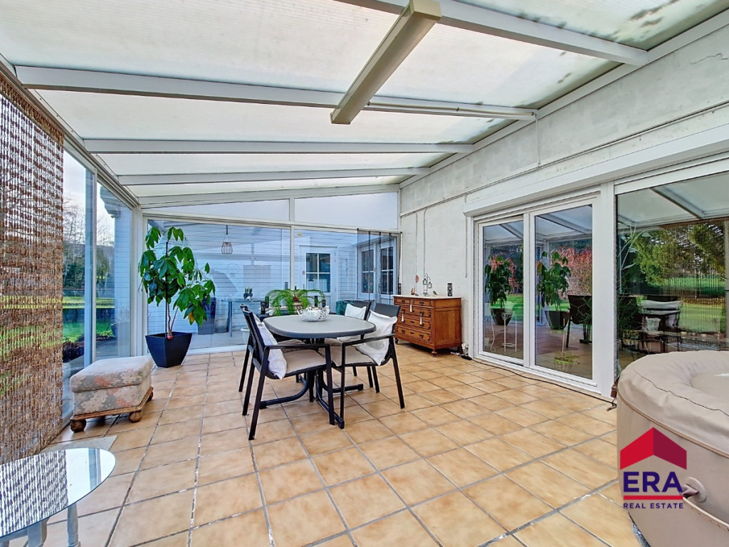 Rue Chêneux - 6 - - 4540