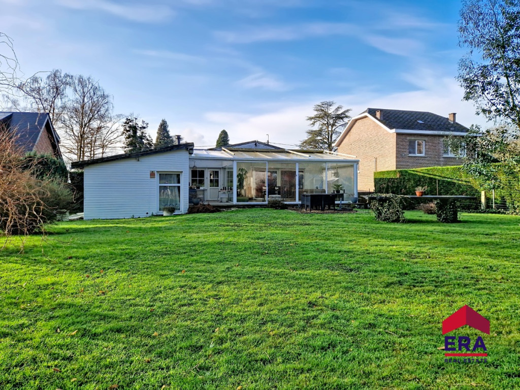 Rue Chêneux - 6 - - 4540