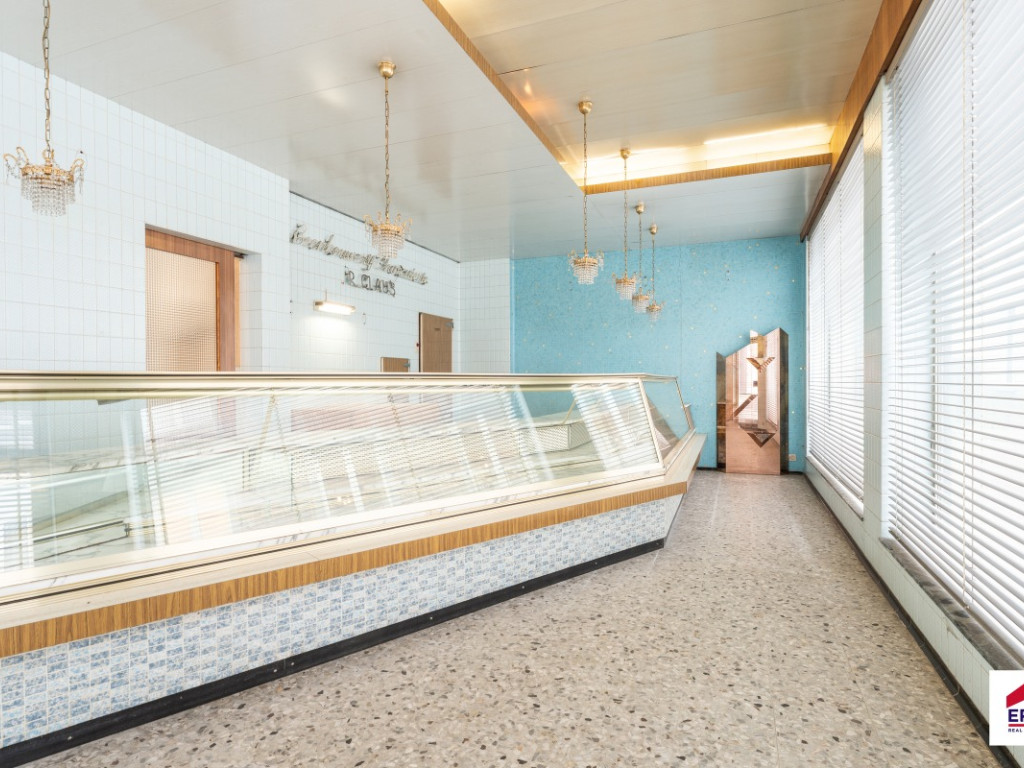 Hoogstraat - 35 - - 8700