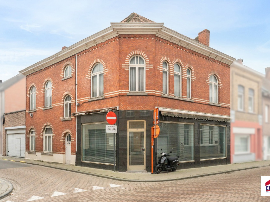 Hoogstraat - 35 - - 8700