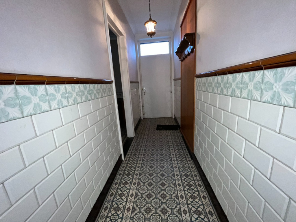 Dadizeelsestraat - 141 & 143 - - 8890