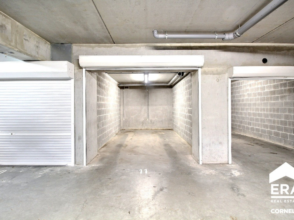 joseph bracops - 14 - Garage - 1070