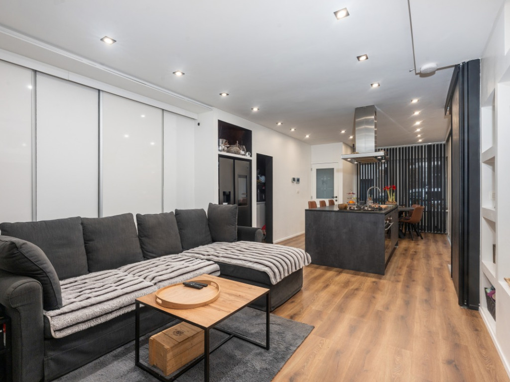 De Bosschaertstraat - 305 - - 2020