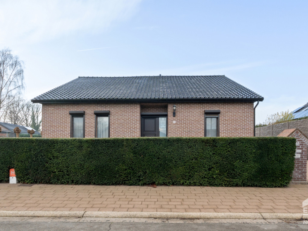 Verbindingsstraat - 38 - - 3530