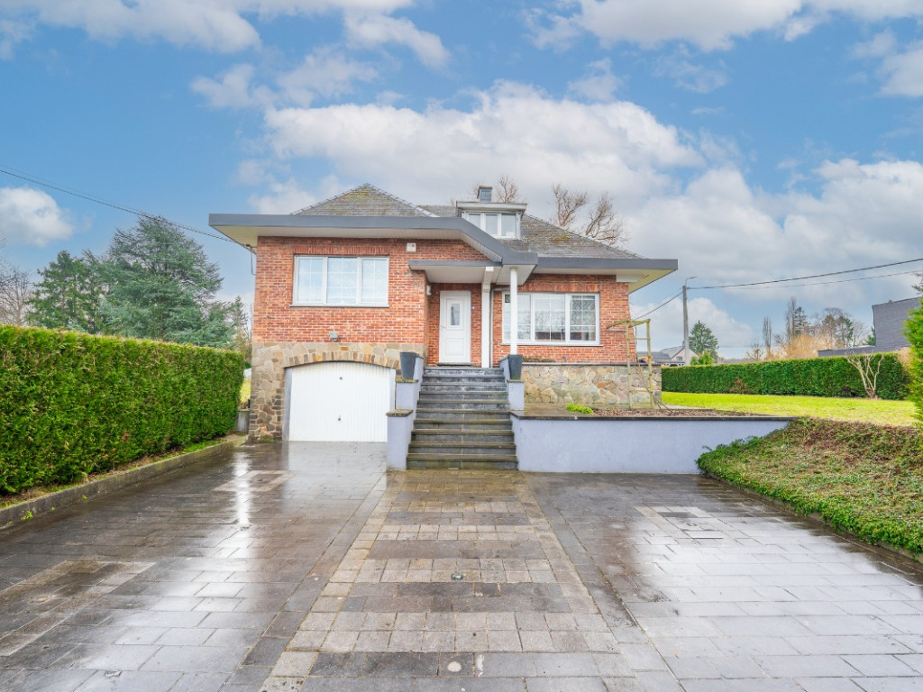 Rue Solvay - 25 - - 4100