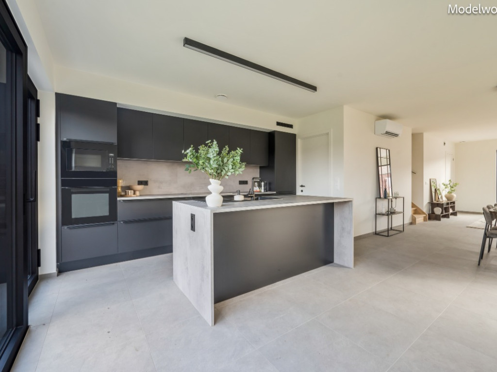 Weldenstraat - 41 - - 9700