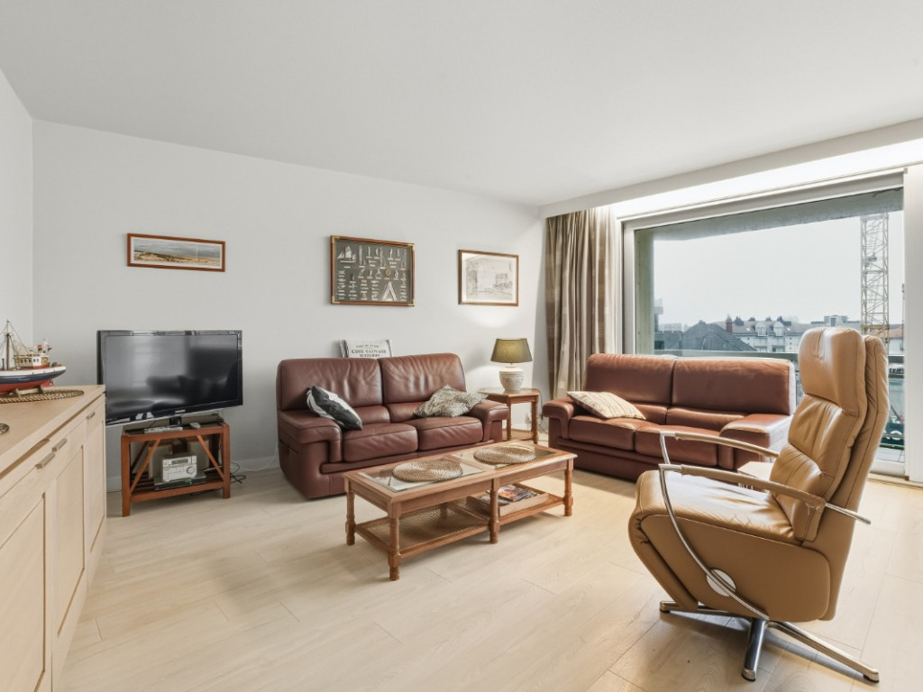 Lucionplein - 4 - 0301 - 8670